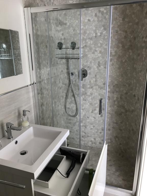 Stunning Apartment 300Mt By The Sea Forte Dei Marmi Forte dei Marmi Quarto foto