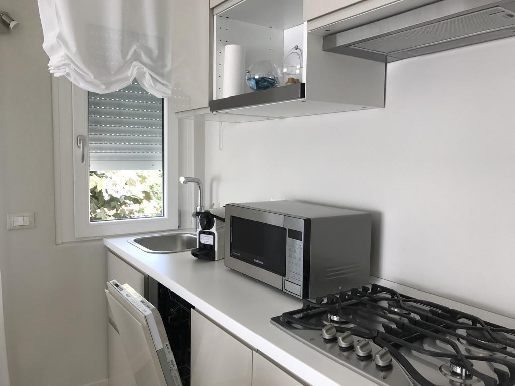 Stunning Apartment 300Mt By The Sea Forte Dei Marmi Forte dei Marmi Quarto foto